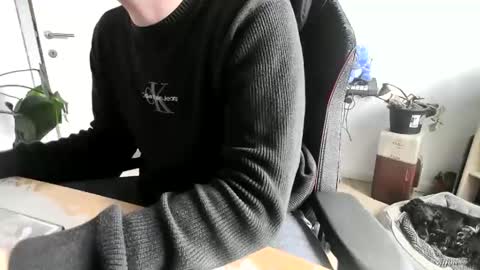 fem_alice_louis_dom online show from March 24, 9:47 am