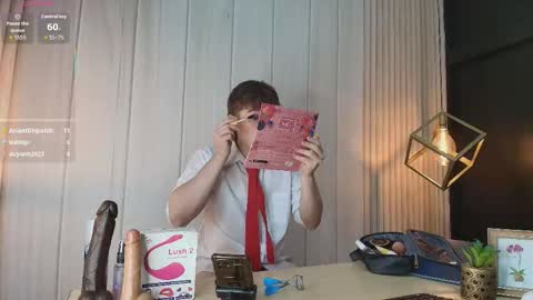 Femboy Max online show from October 6, 12:46 pm