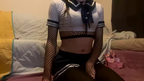 Snapshot of femboyhorse chatting on December 2, 2:42 am Femboyhorse online show from December 2, 2:42 am