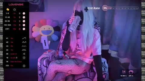 Snapshot of femboymatthew chatting on October 15, 7:30 am FemboyMatthew online show from October 15, 7:30 am