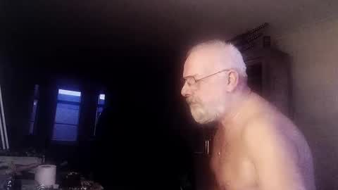 Snapshot of femdom_sub chatting on January 31, 7:07 am femdom_sub online show from January 31, 7:07 am