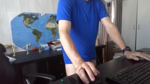 femdomsubby online show from December 5, 4:53 am