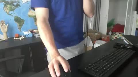 femdomsubby online show from December 30, 11:38 pm