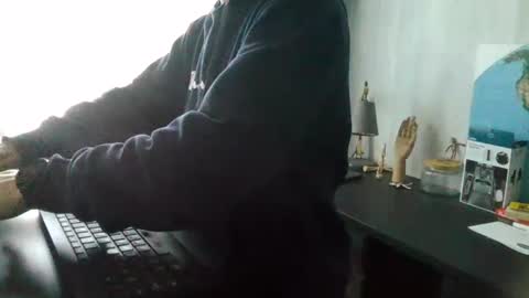Snapshot of femdomsubby chatting on June 15, 5:42 am femdomsubby online show from June 15, 5:42 am