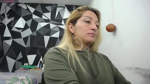 FENIX online show from December 17, 3:23 am