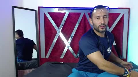 Snapshot of fenixx899 chatting on June 1, 1:46 pm Fenix online show from June 1, 1:46 pm