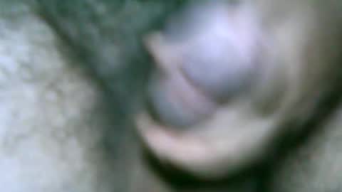 Snapshot of fer_2197 chatting on December 19, 10:28 pm fer_2197 online show from December 19, 10:28 pm