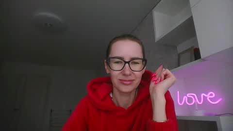 Snapshot of feraliss chatting on April 8, 10:48 am feraliss online show from April 8, 10:48 am
