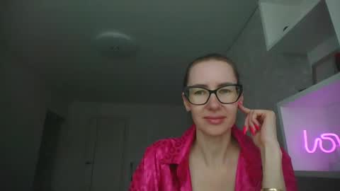 Snapshot of feraliss chatting on April 14, 10:10 am feraliss online show from April 14, 10:10 am