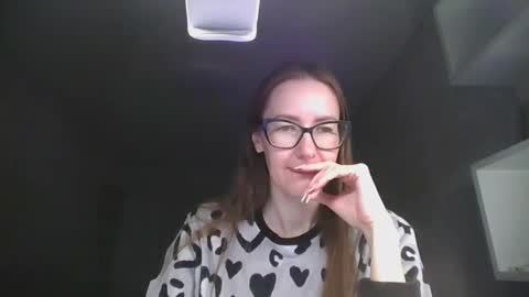 Snapshot of feraliss chatting on May 17, 8:49 pm feraliss online show from May 17, 8:49 pm