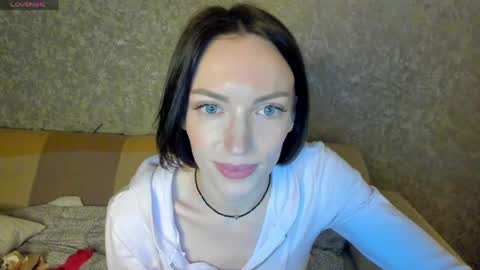 Snapshot of ferdina18 chatting on April 18, 7:58 pm Leya online show from April 18, 7:58 pm