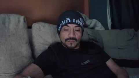 Snapshot of fernand89 chatting on January 8, 5:59 am fernand89 online show from January 8, 5:59 am