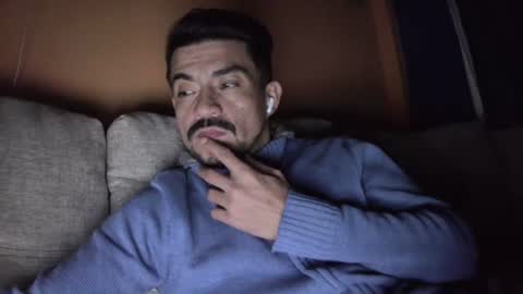 Snapshot of fernand89 chatting on January 12, 5:34 am fernand89 online show from January 12, 5:34 am