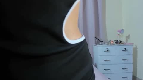 fernanda_151 online show from April 15, 1:34 am