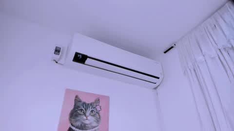 Snapshot of fernanda_brown01 chatting on September 18, 9:17 pm Fernanda online show from September 18, 9:17 pm