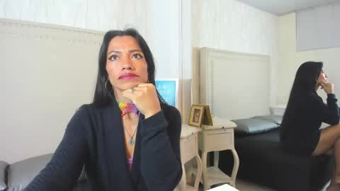 Snapshot of fernandaavila chatting on April 21, 2:51 am Fernanda online show from April 21, 2:51 am