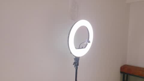 Snapshot of fernandabrown__ chatting on February 15, 12:36 pm FERNANDA BROWN online show from February 15, 12:36 pm