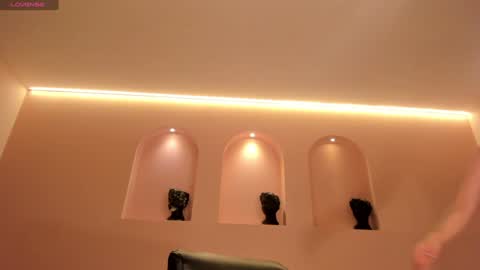 FER  online show from January 22, 6:52 pm