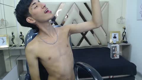 FER PHOENIX online show from February 6, 3:27 am