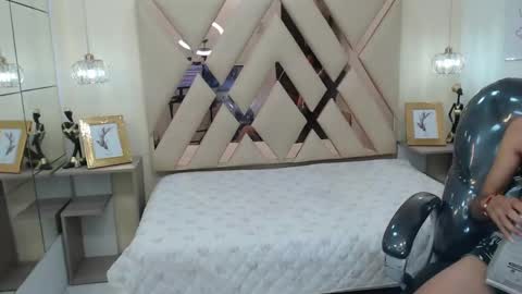 FER PHOENIX online show from February 10, 6:31 am