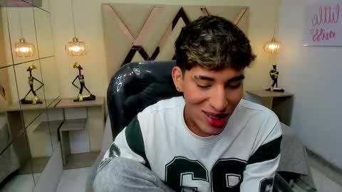 FER PHOENIX online show from February 7, 4:16 am