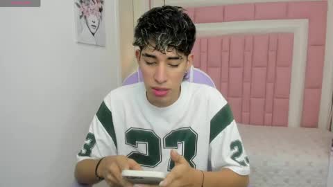 FER PHOENIX online show from April 23, 3:30 am