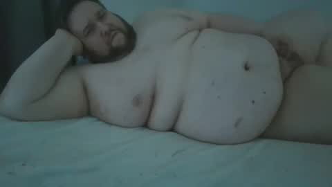 Snapshot of fettebifotze28h chatting on October 17, 2:41 pm Cow Sow online show from October 17, 2:41 pm