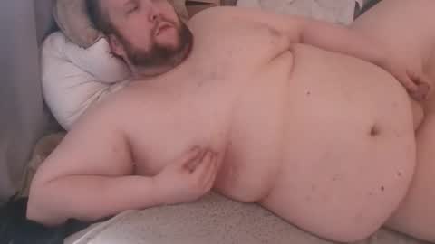 Snapshot of fettebifotze28h chatting on May 21, 2:57 pm Cow Sow online show from May 21, 2:57 pm