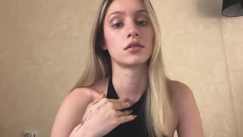 Lisa online show from December 23, 9:29 am