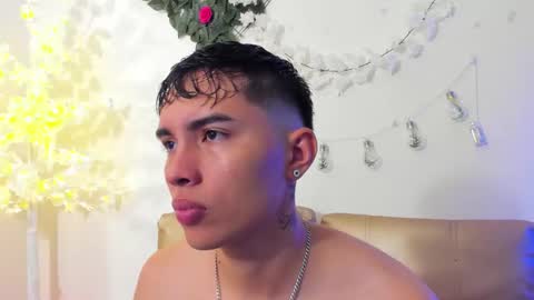 Snapshot of fher_rivers1 chatting on April 19, 4:50 pm Fher Rivers online show from April 19, 4:50 pm