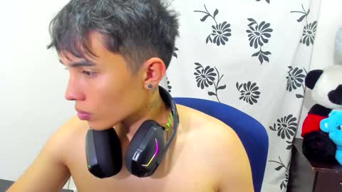 Snapshot of fher_rivers1 chatting on May 10, 3:55 am Fher Rivers online show from May 10, 3:55 am