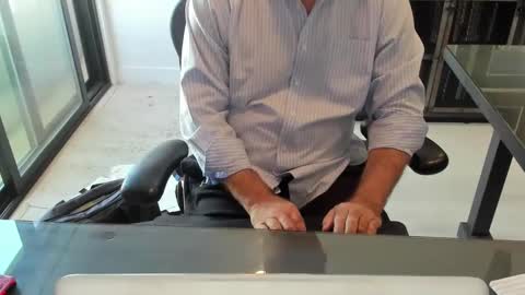 Snapshot of fhetzl chatting on October 6, 9:23 pm fhetzl online show from October 6, 9:23 pm