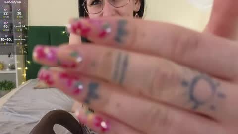 Bonnie online show from April 9, 10:09 am