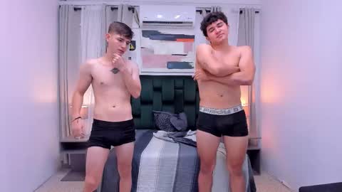 stiven  viviana online show from March 11, 3:01 am