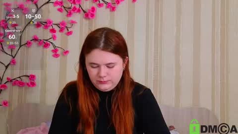 Snapshot of fiery_foxy chatting on April 20, 5:21 am Mabel online show from April 20, 5:21 am