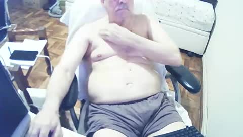 filhober online show from February 7, 2:40 am