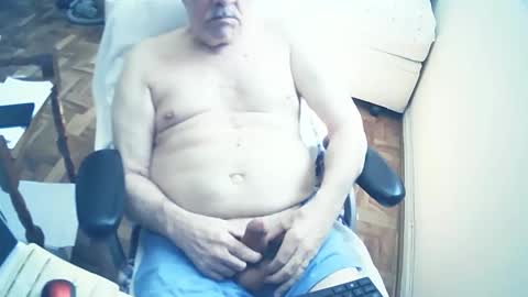 filhober online show from March 4, 4:09 pm