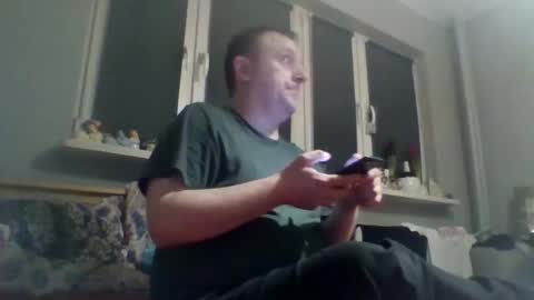 Snapshot of filipek757 chatting on March 1, 9:50 pm filipek757 online show from March 1, 9:50 pm
