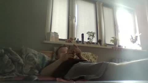 Snapshot of filipek757 chatting on April 11, 9:02 am filipek757 online show from April 11, 9:02 am