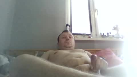 Snapshot of filipek757 chatting on July 3, 8:21 am filipek757 online show from July 3, 8:21 am