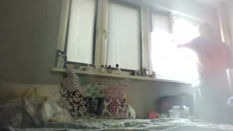 Snapshot of filipek757 chatting on July 6, 9:50 am filipek757 online show from July 6, 9:50 am
