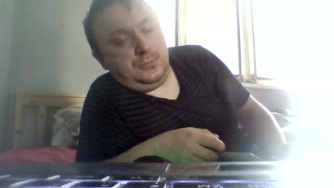 Snapshot of filipek757 chatting on July 9, 7:01 am filipek757 online show from July 9, 7:01 am