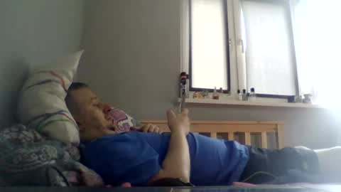 Snapshot of filipek757 chatting on July 18, 11:03 am filipek757 online show from July 18, 11:03 am