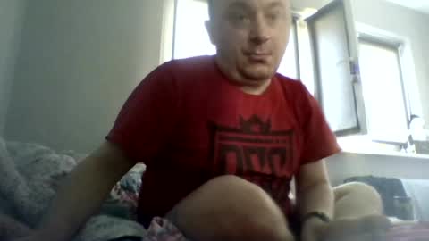 Snapshot of filipek757 chatting on July 28, 7:04 am filipek757 online show from July 28, 7:04 am
