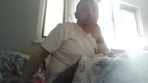 Snapshot of filipek757 chatting on July 28, 2:13 pm filipek757 online show from July 28, 2:13 pm