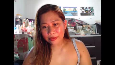 Snapshot of filipina_beauty69 chatting on April 5, 1:58 am filipina beauty. online show from April 5, 1:58 am