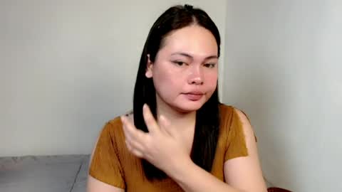 Snapshot of filipina_oh_carol chatting on July 22, 2:03 am miss carol online show from July 22, 2:03 am