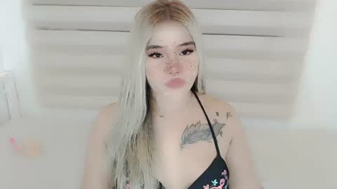 Snapshot of filipina_slutty69xxx chatting on June 17, 6:49 am Angela DONT FORGET TO FOLLOW AND GIVE ME APPRECIATION online show from June 17, 6:49 am