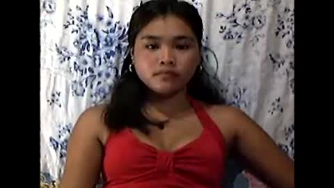 filipinagirl_18 online show from April 23, 9:30 am