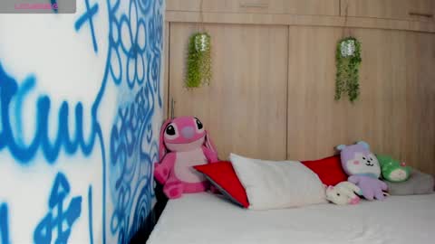 Snapshot of filletatouee chatting on April 14, 3:56 am filletatouee online show from April 14, 3:56 am